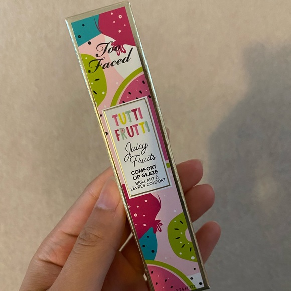 Toofaced tutti frutti lip gloss NEW - Picture 2 of 4